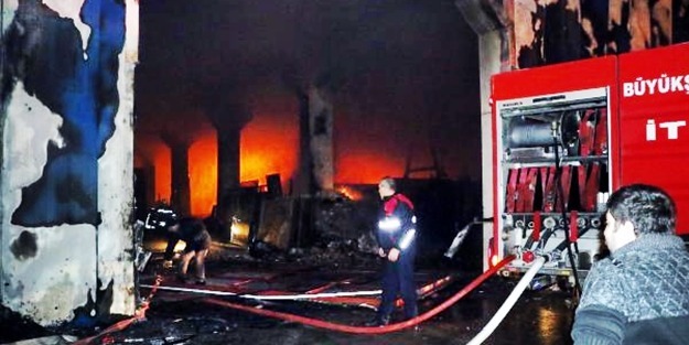 Samsun'da fabrika yangını!