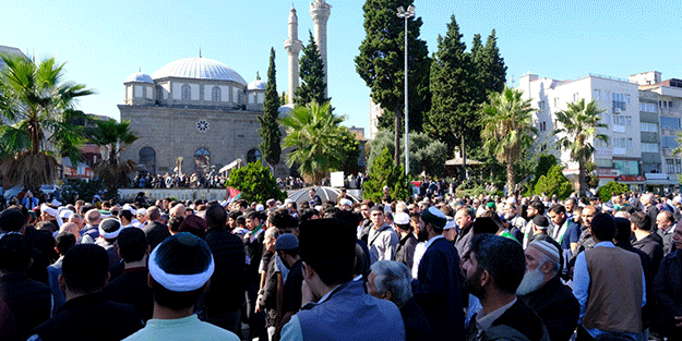 Samsun'da Filistin buluşması! Müslümanlar cuma namazından sonra meydanlara akın etti