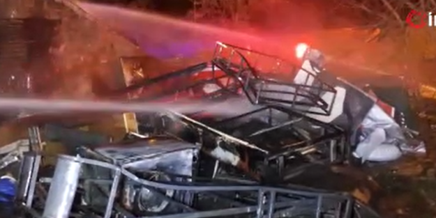 Samsun'da ikinci el eşya deposunda yangın