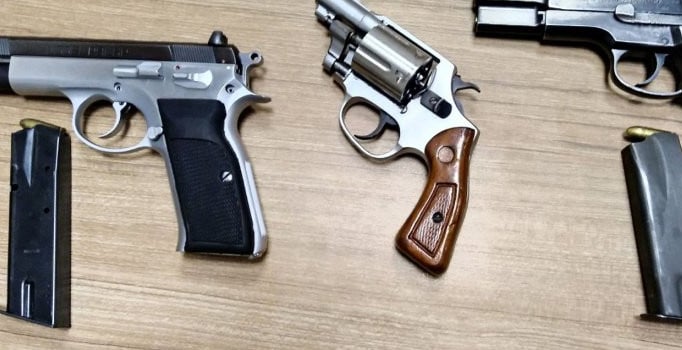Samsun’da kaçak silah operasyonu