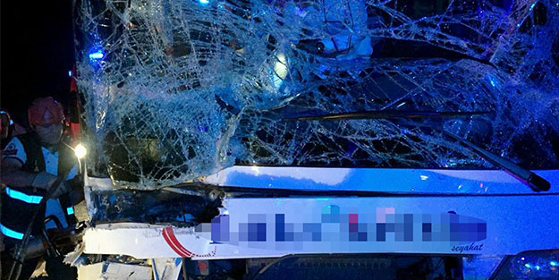 Samsun'da korkutan kaza: 11 kişi yaralandı