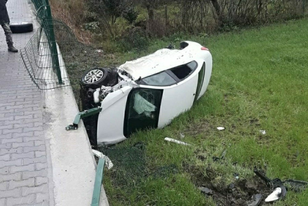 Samsun’da otomobil şarampole yuvarlandı: 1 yaralı 