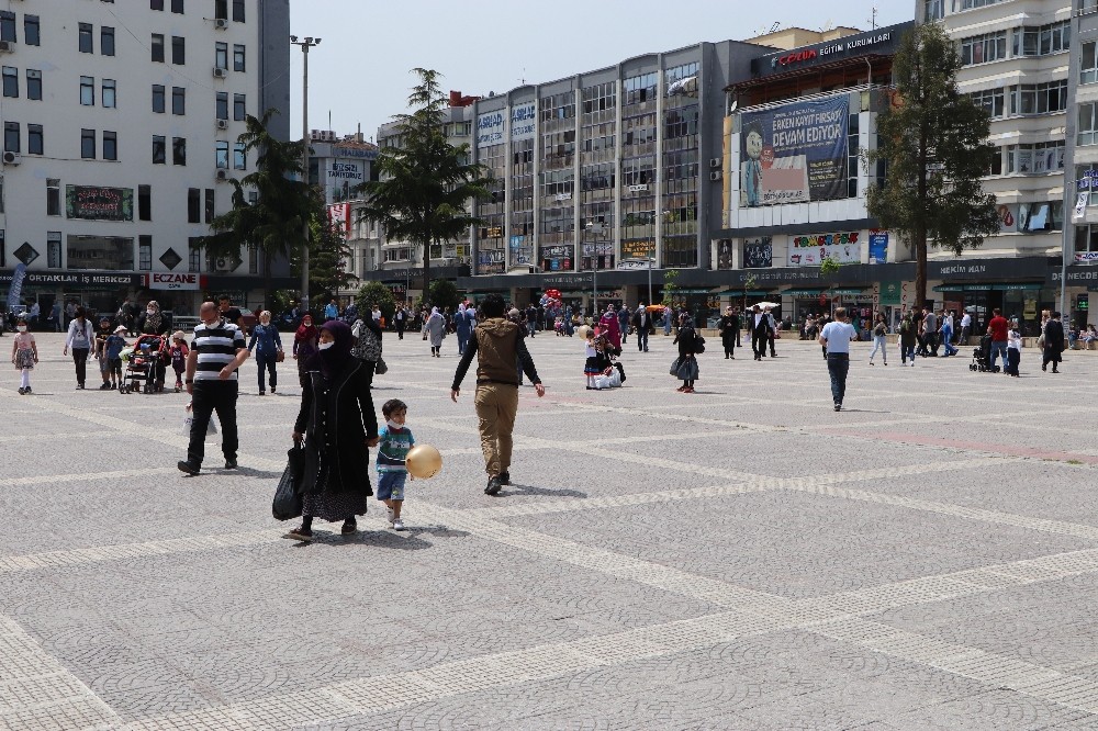 Samsun’da sokaklar şenlendi 