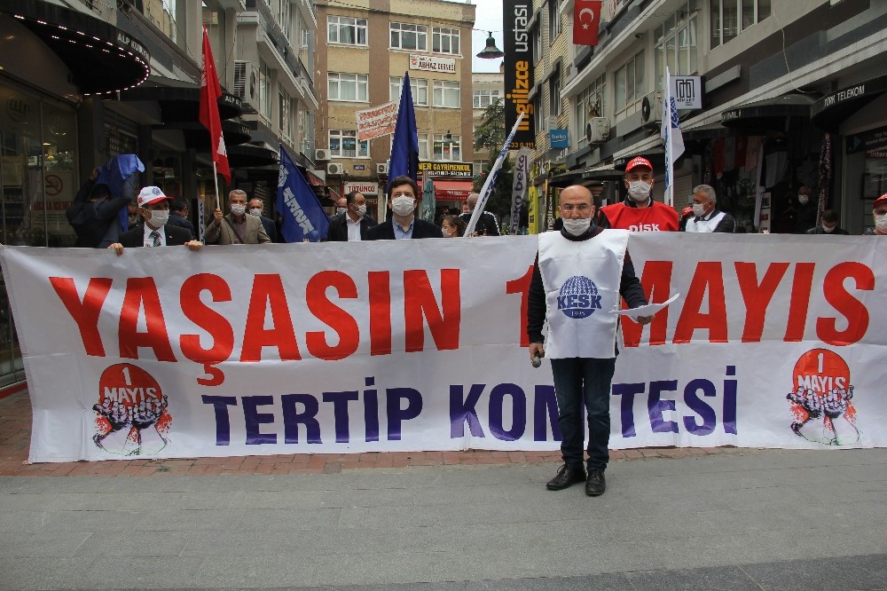 Samsun’da sosyal mesafeli 1 Mayıs eylemi 