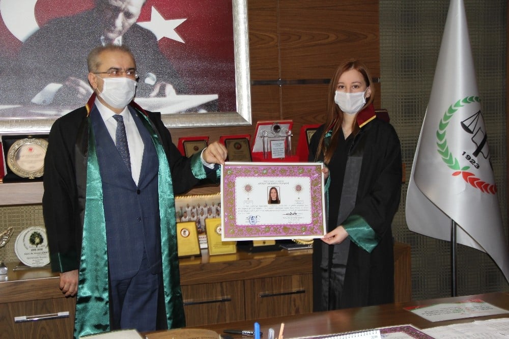 Samsun’da stajyer avukatlar cübbe giydi 
