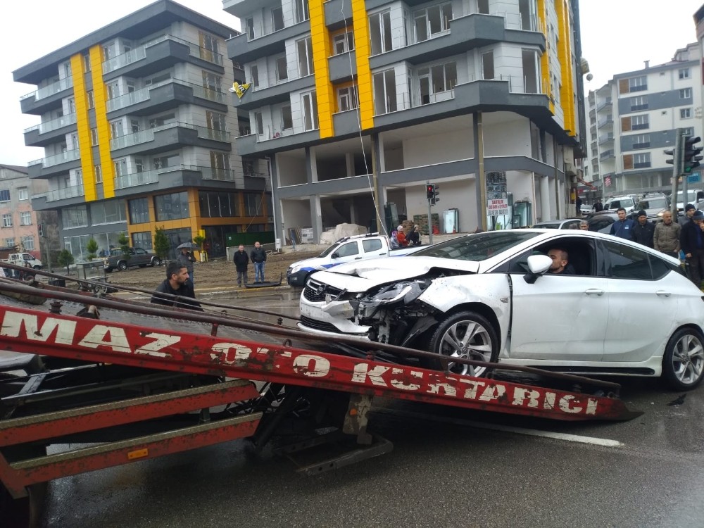 Samsun’da trafik kazası: 2 yaralı 