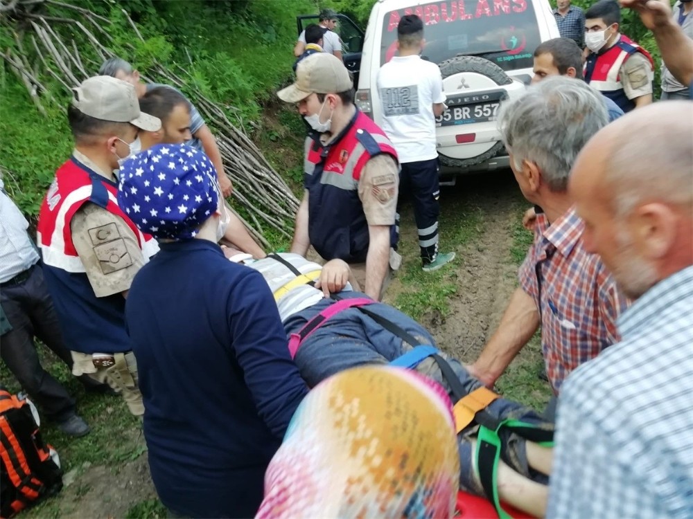 Samsun’da yamaçta mahsur kalan şahıs kurtarıldı 