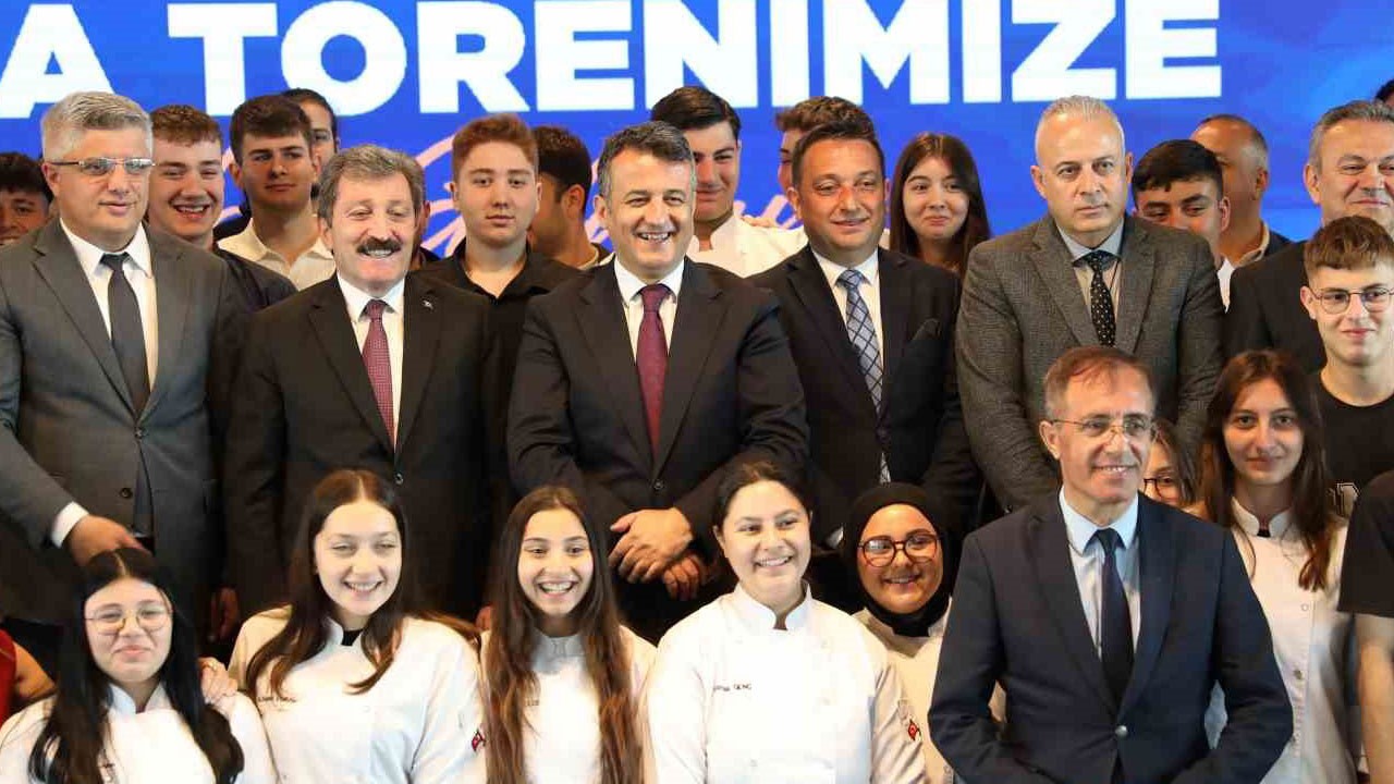 Samsun’dan gençlere büyük destek! Meslek liselilere staj müjdesi