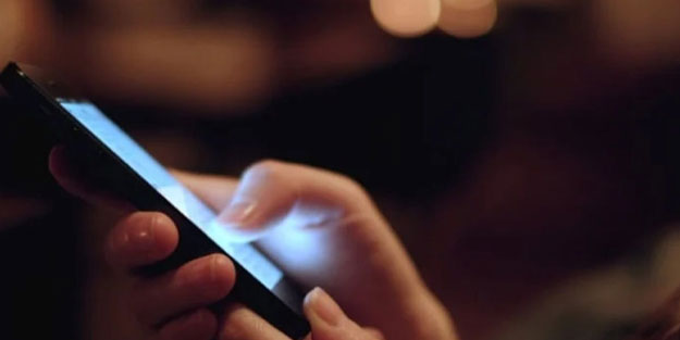 Samsung, Apple’ı tahtından etmeyi başardı