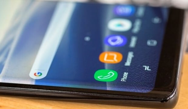 Samsung katlanabilir ekranla mı çıkıyor?
