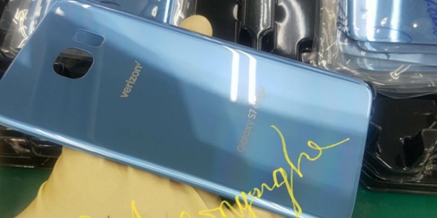 Samsung mavi S7 Edge mi üretiyor?