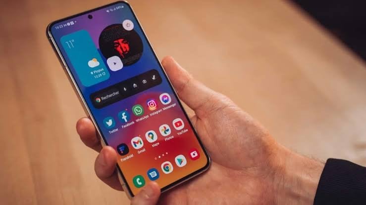 Samsung yeni güncellemesini 3 modeline daha getirdi!