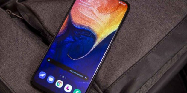 Samsung’dan şarj problemine çözüm! Yeni ekran büyük fark yaratacak