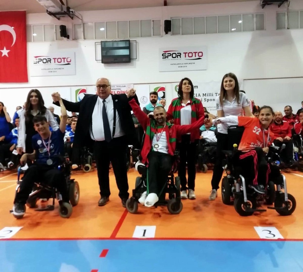 Samsunlu engelli sporcu Türkiye 2’incisi oldu 