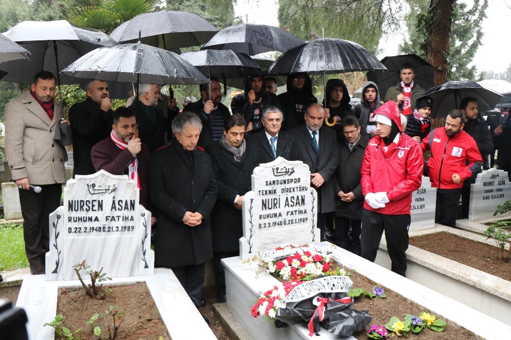Samsunspor, 31 yıl önceki kazada vefat eden teknik adam ve futbolcuları andı 
