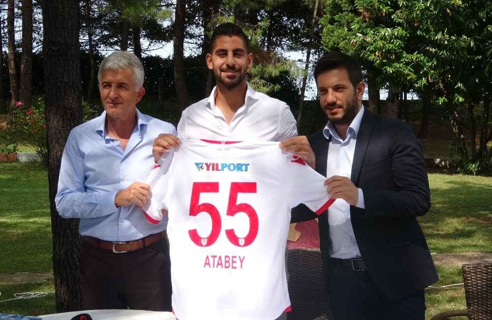 Samsunspor, Başakşehir’den Atabey Çiçek’i kiraladı 