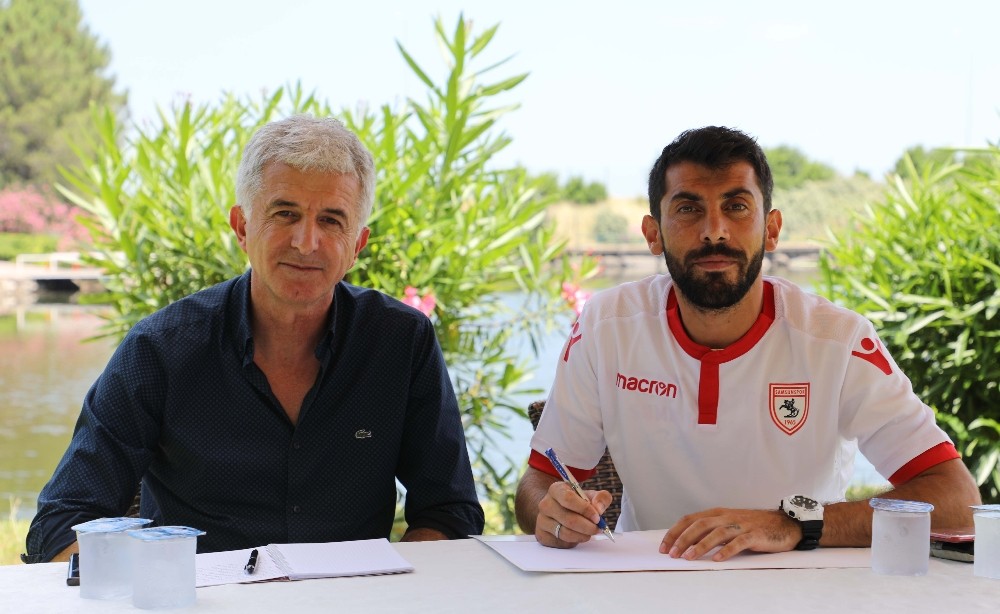 Samsunspor, Gökhan Meral’la imzaladı 