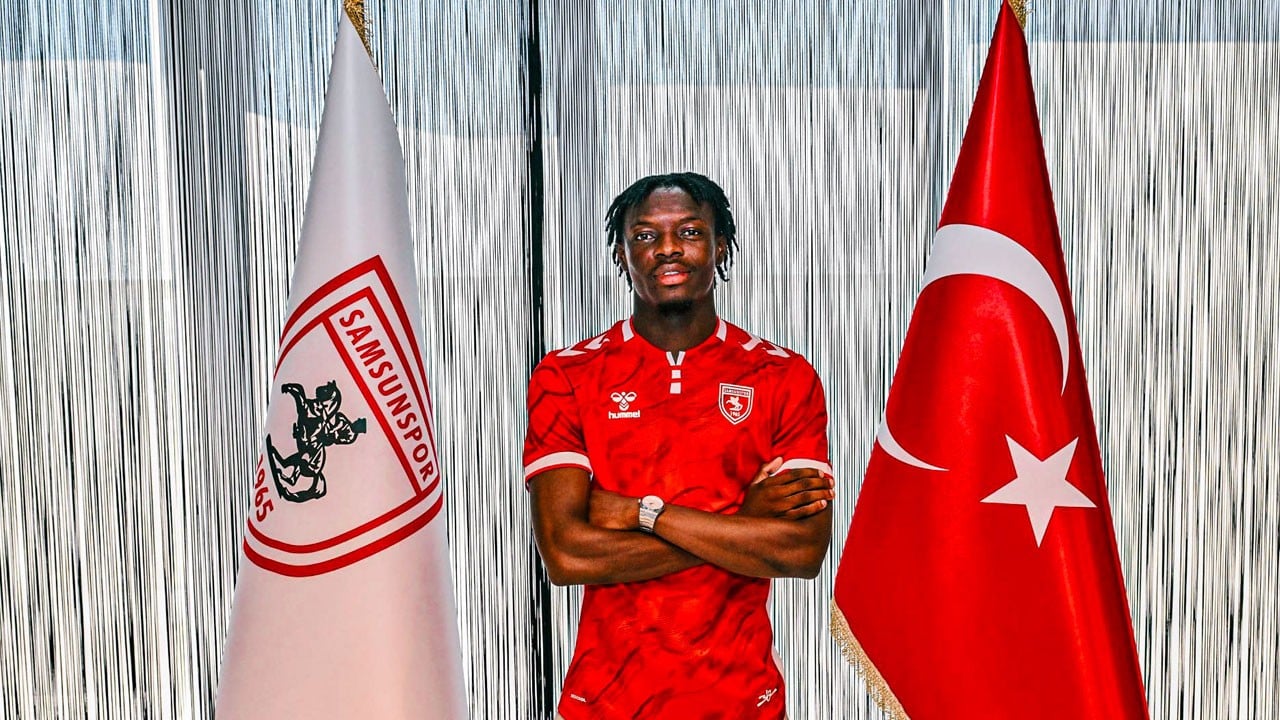 Samsunspor orta sahayı genç yıldızla güçlendirdi! Antoine Sekongo’dan 5 yıllık imza
