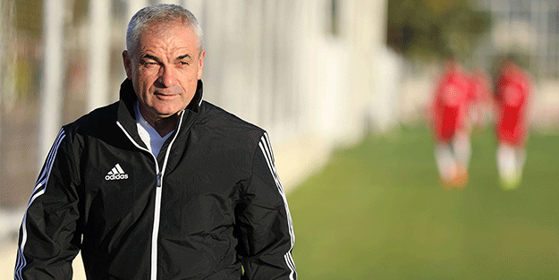 Samsunspor'un yeni teknik adamı belli oldu