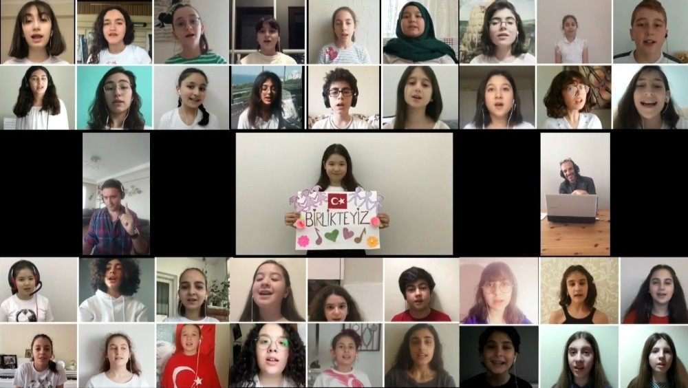 Samsun’un sesleri 19 Mayıs için evlerinden söyledi 