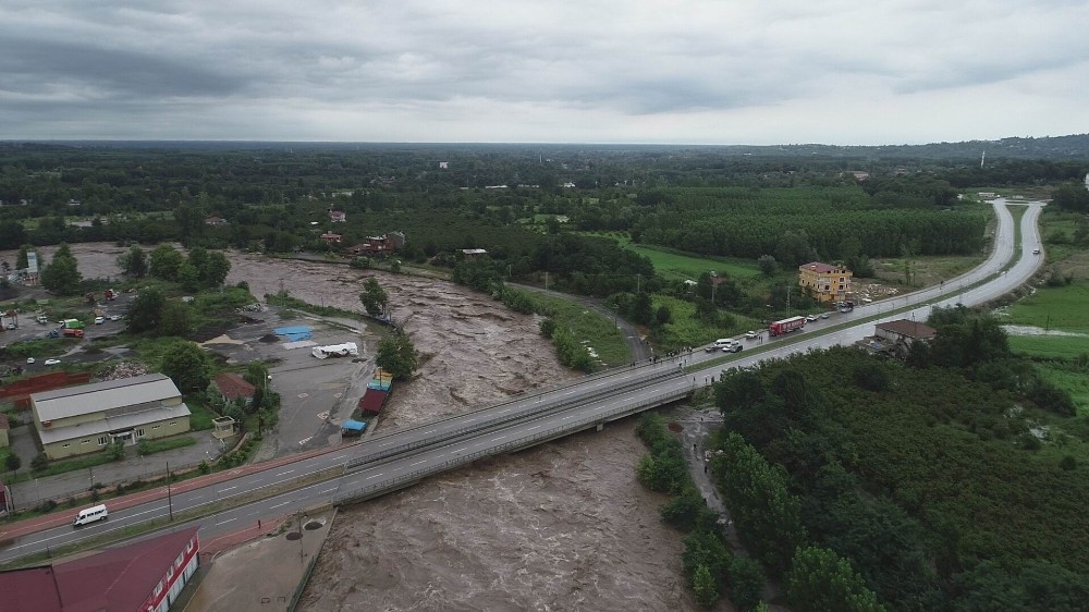 Samsun’un Terme ve Salıpazarı ilçelerinde sel felaketi 