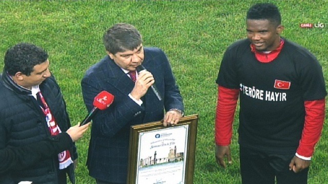 Samuel Eto'o 'onursal hemşehri' oldu