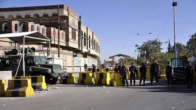 Sana büyükelçiliklerindeki çalışmalar askıya alındı