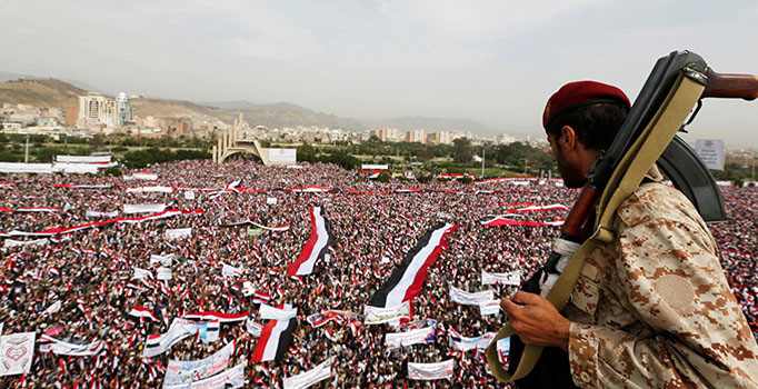 Sana'da Suudi Arabistan'a karşı dev gösteri