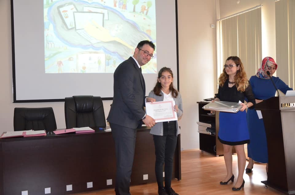 “Sanal Değil, Sosyal Hayatta Kal” 