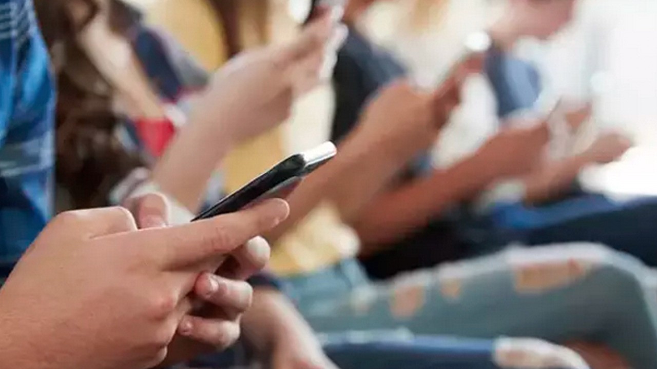 Sanal medyada çocuklara tuzak: Pes dedirten müstehcen görüntüler! Gelir elde ediliyor