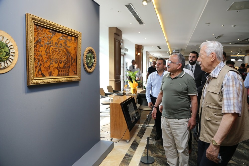 Sanat ile ahşap sergide buluştu 