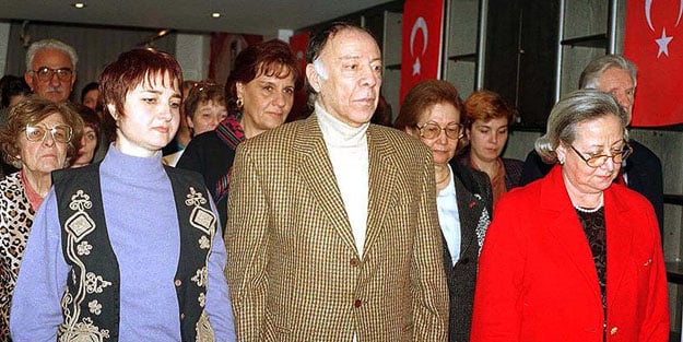 Sanatçı arkadaşları Münir Özkul'u anlattı