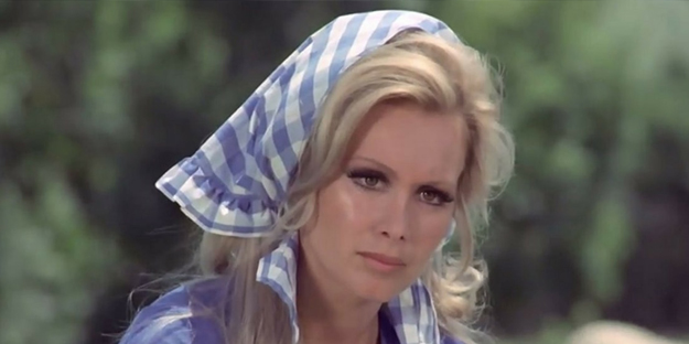 Sanatçı Filiz Akın'dan kötü haber!