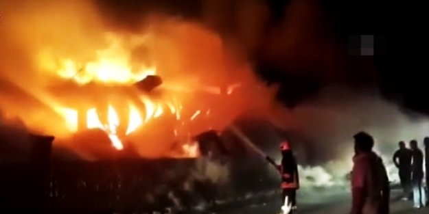 Sanayi sitesinde korkutan yangın!