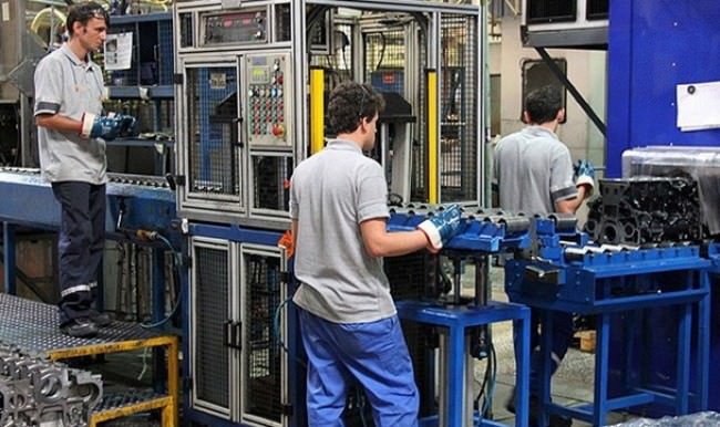 Sanayi üretimi ağustosta beklentiyi geçti