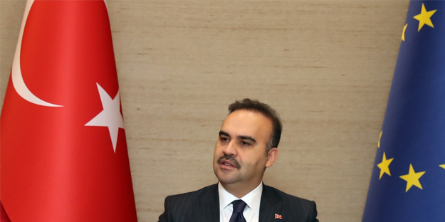 Sanayi ve Teknoloji Bakanı Kacır, müthiş gelişmeyi duyurdu: AB'nin Türkiye'ye çok güçlü şekilde ihtiyacı var! Türkiye Avrupa'da bir numara