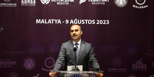 Bakan Kacır: KOBİ'lerimizi tüm deprem bölgesinde can damarı olarak görüyoruz