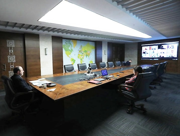 Sanayi ve Teknoloji Bakanı Varank’tan yerli enzim üreten ekibe övgü 