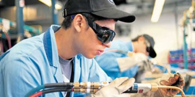 Sanayici okul kurup kendi elemanını yetiştirebilecek