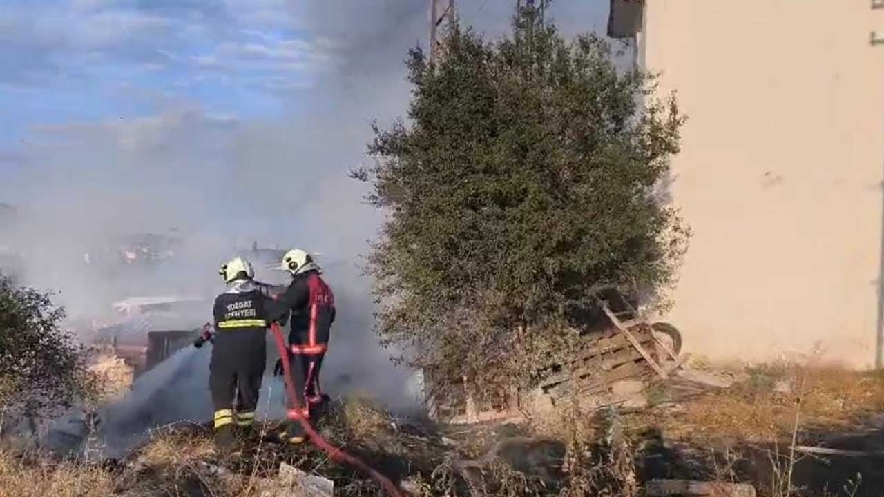 Sanayide korkutan trafo patlaması: Alevler otluk alana sıçradı!