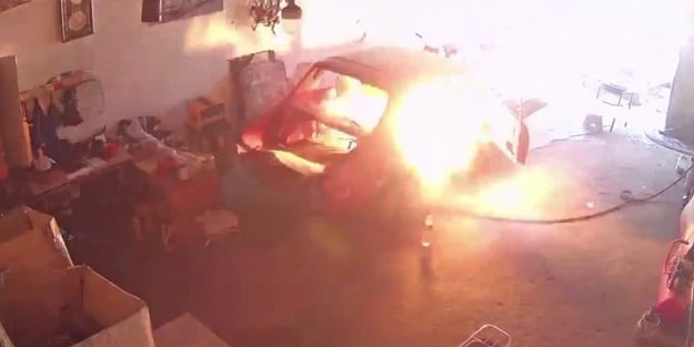 Sanayide oksijen tüpü patladı, korku dolu anlar kameraya yansıdı