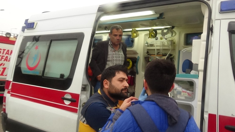 Sancaktepe’de feci kaza: 1’i ağır 10 yaralı 