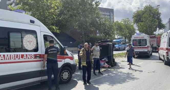 Sancaktepe'de kurban kesimi dönüşü feci kaza: 4 yaralı