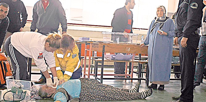 Sandık başında öldüler