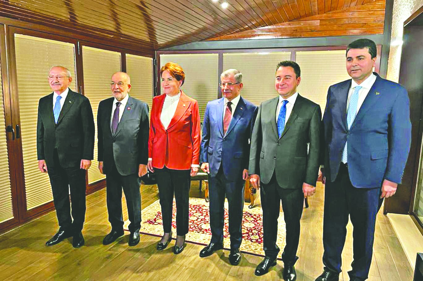 Sandık göründü zillet tutuştu
