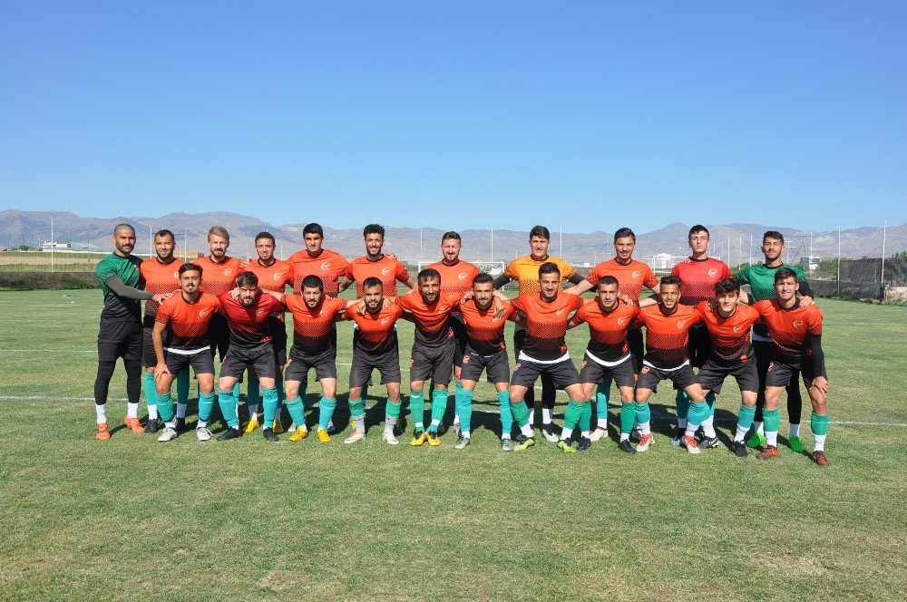 Sandıklı futbol takımlarının yeni kamp merkezi olmaya aday 