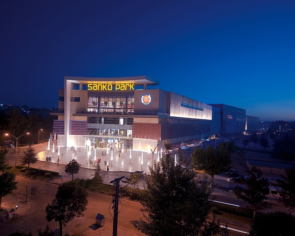 SANKO Park AVM’de faaliyetlere korona virüs arası verildi 