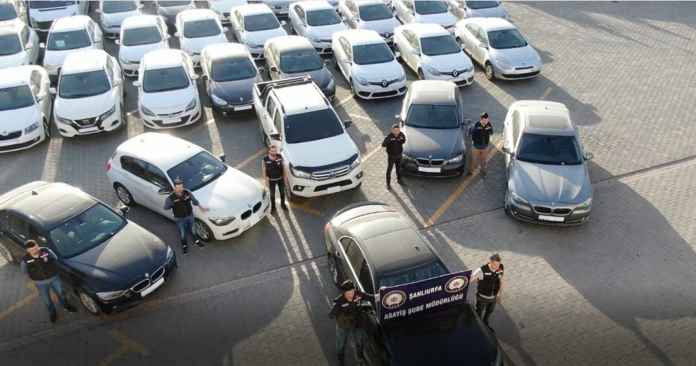 Şanlıurfa merkezli oto hırsızlığı: 15 tutuklama 