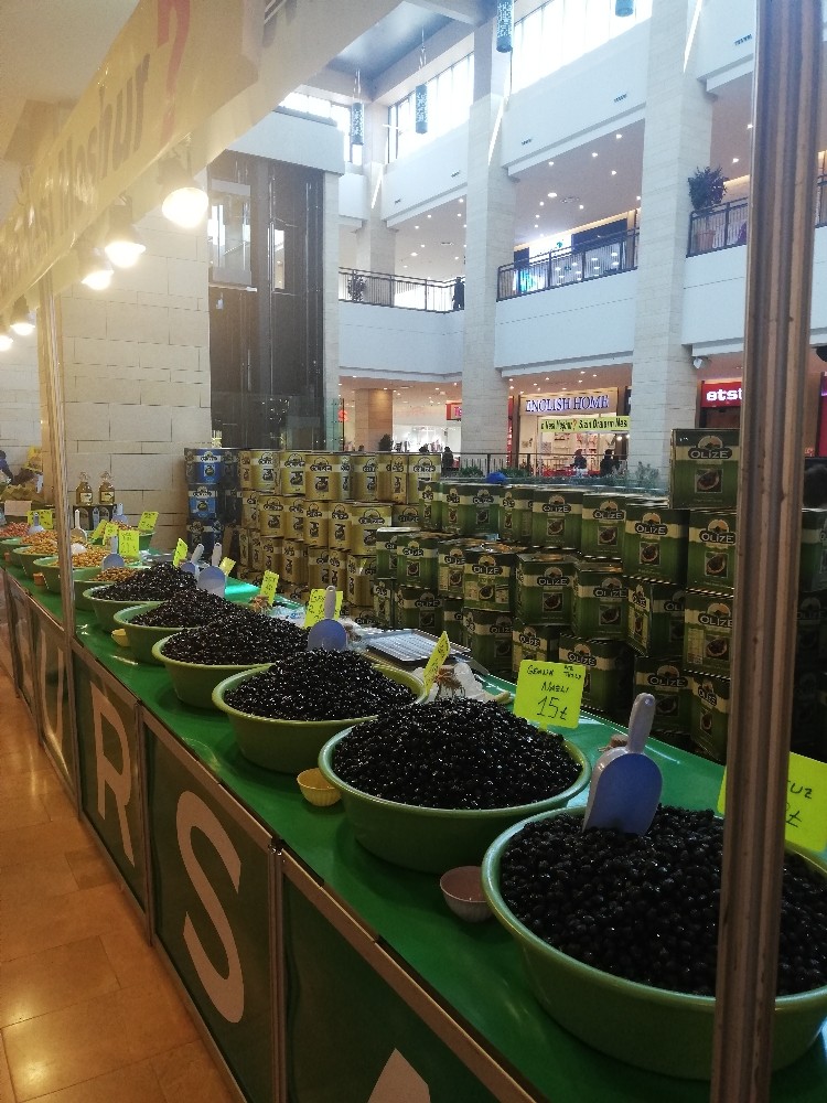 Şanlıurfa Piazza’da Ramazan alışverişi 