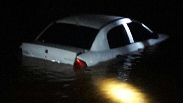 Şanlıurfa'da aracını kurtarmaya çalışırken suda boğuldu